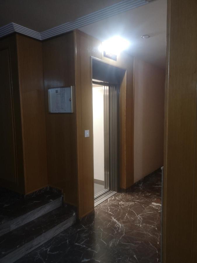 Apartamento Escultor Moreto - Parking Gratis Saragossa Exterior foto